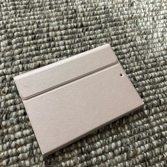 Apple IPad - Picture 5 of 6